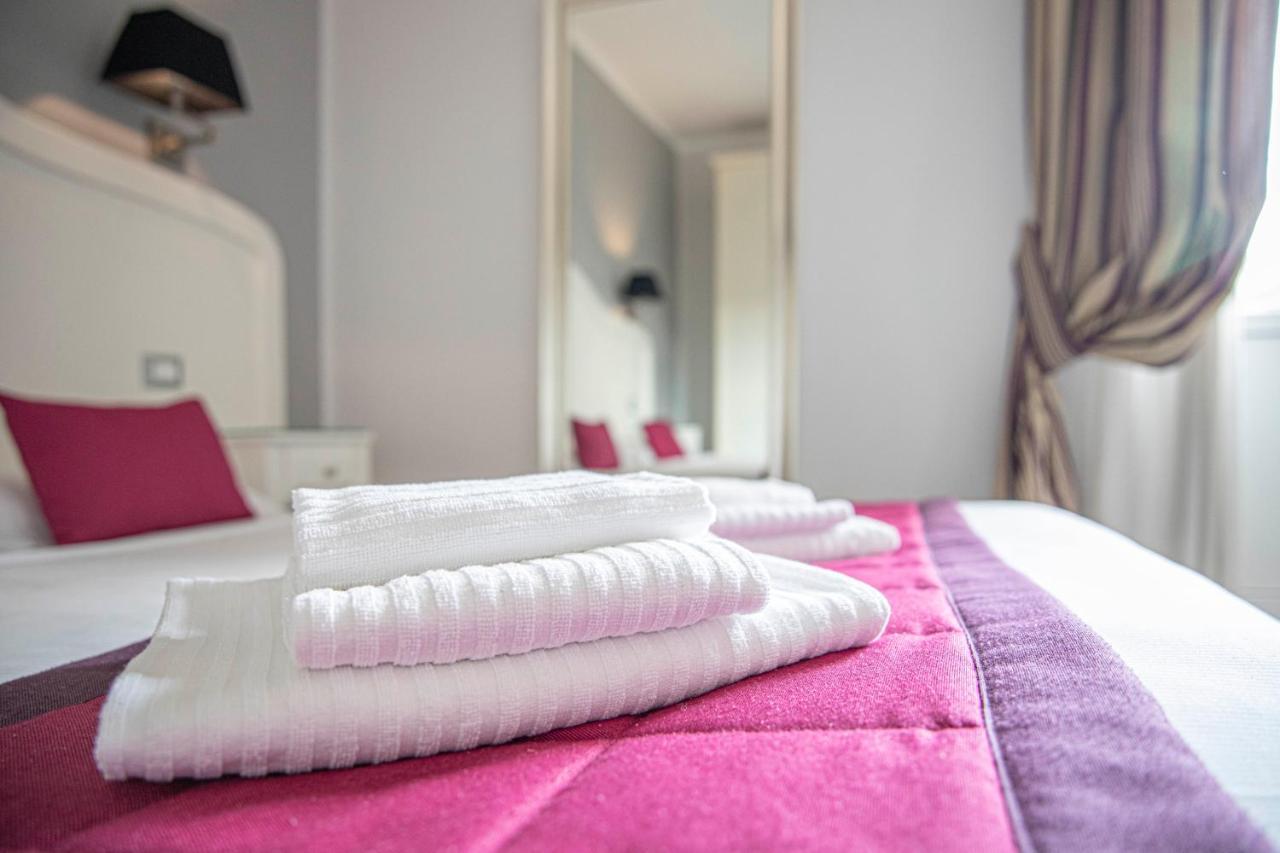 Bed and Breakfast Residenza Castrense Рим Екстер'єр фото