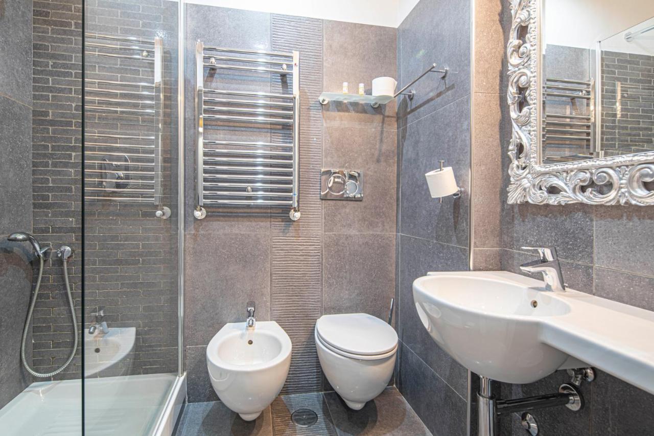 Bed and Breakfast Residenza Castrense Рим Екстер'єр фото