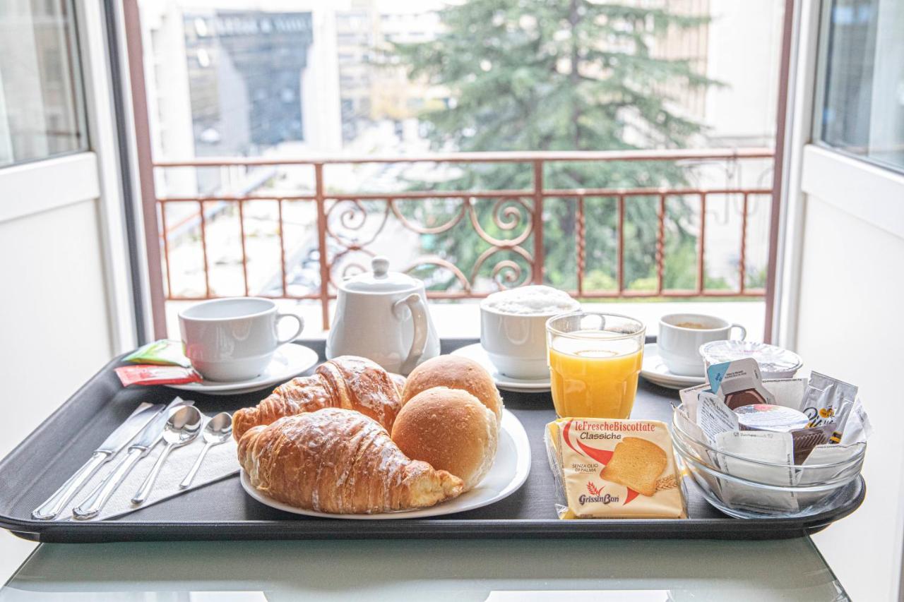 Bed and Breakfast Residenza Castrense Рим Екстер'єр фото